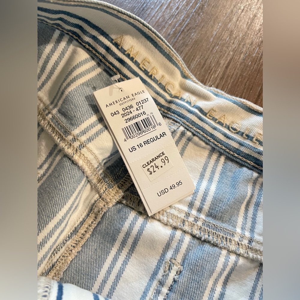 American Eagle Striped Jeans. - Picture 4 of 14